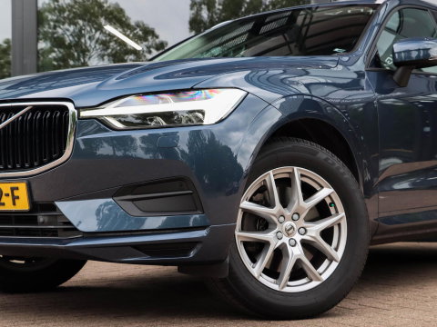 Volvo XC60 2.0 T5 AWD Momentum 250pk | Leder + Trekhaak