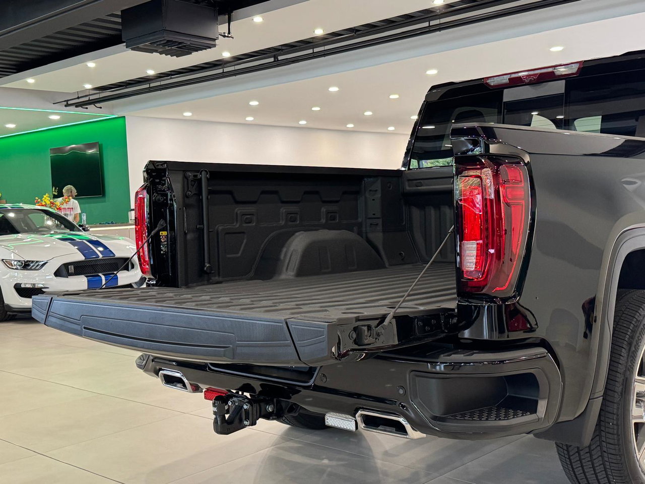 GMC Sierra