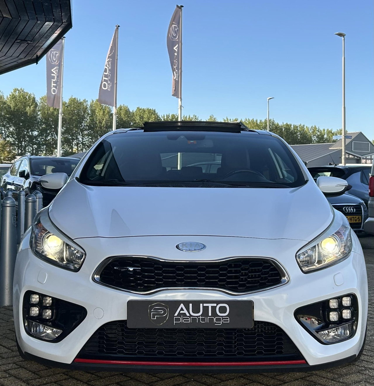 Kia ProCeed