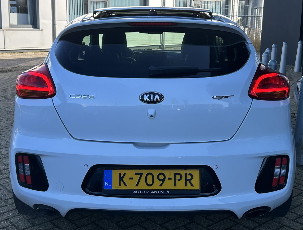 Kia ProCeed
