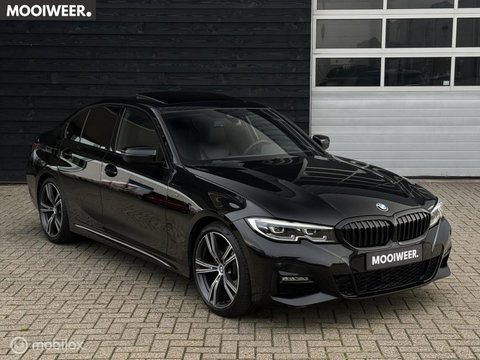 BMW 3 Serie 320i High Executive | M-Sport | Pano | Leder