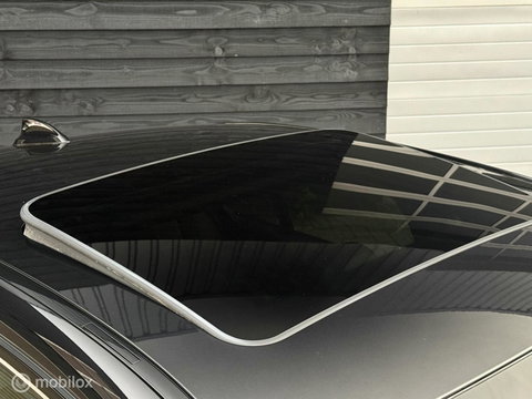 BMW 3 Serie 320i High Executive | M-Sport | Pano | Leder