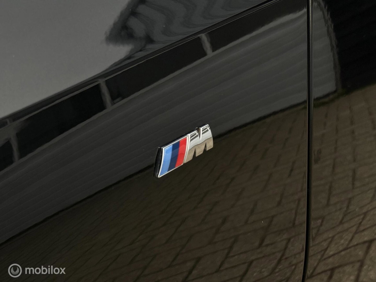 BMW 3 Serie 320i High Executive | M-Sport | Pano | Leder