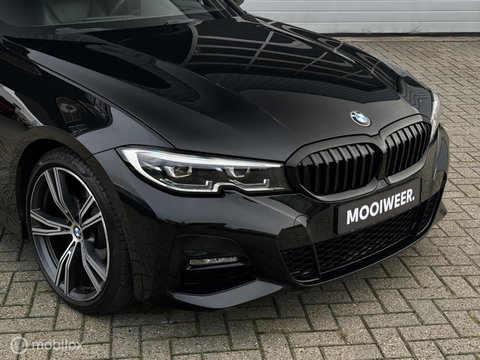 BMW 3 Serie 320i High Executive | M-Sport | Pano | Leder