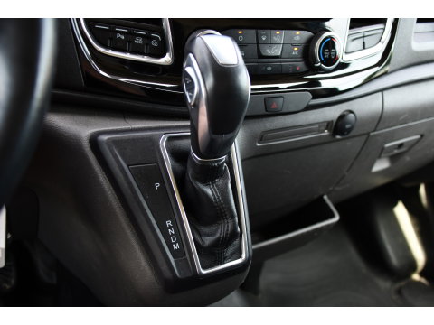 Ford Transit 350 2.0 TDCI L3H2 Limited Black Edition Camera, Cruise, Carplay, 185pk, Xenon, Automaat, Trekhaak, Multimedia, Sensoren, Uniek!