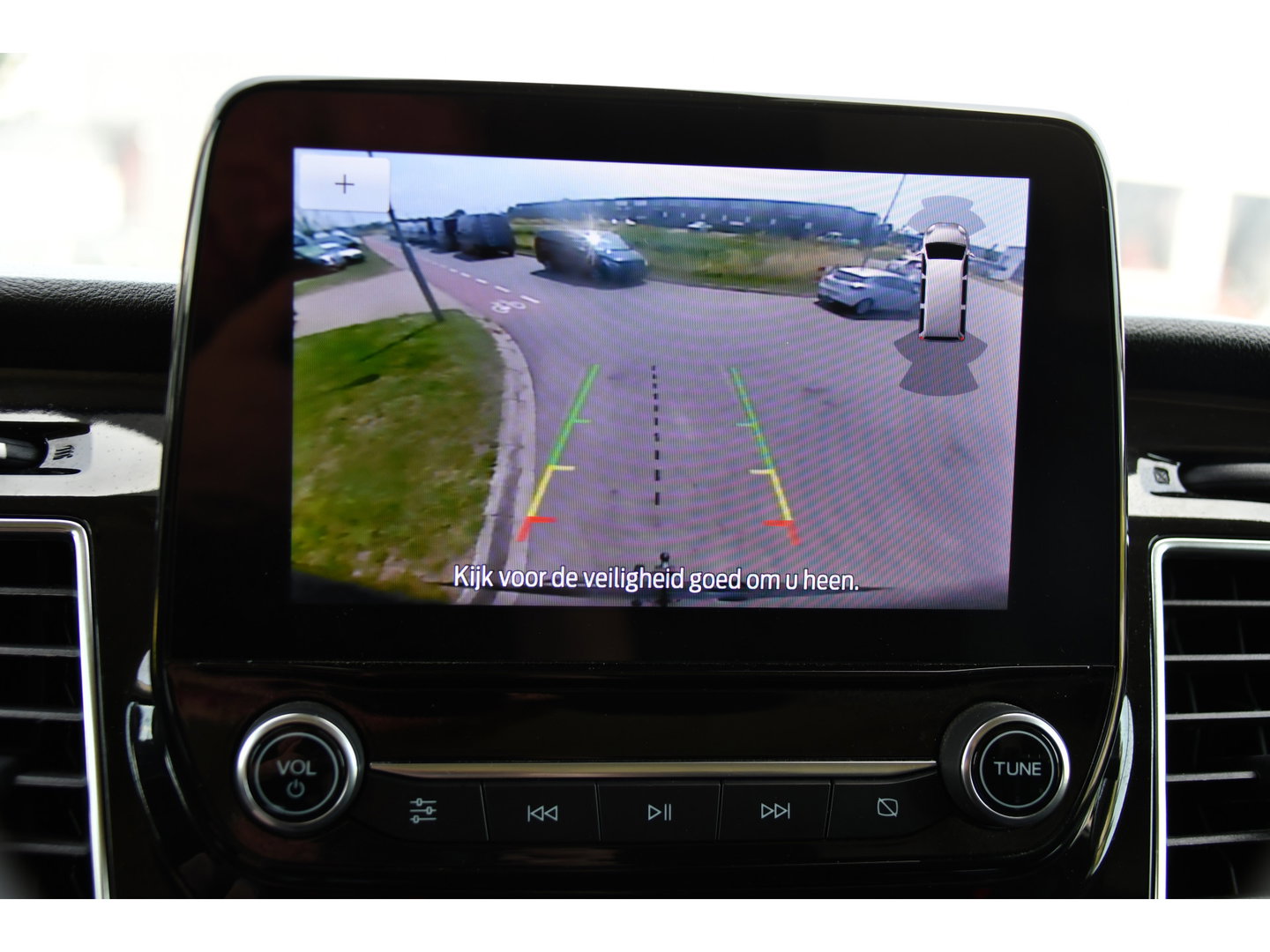 Ford Transit 350 2.0 TDCI L3H2 Limited Black Edition Camera, Cruise, Carplay, 185pk, Xenon, Automaat, Trekhaak, Multimedia, Sensoren, Uniek!