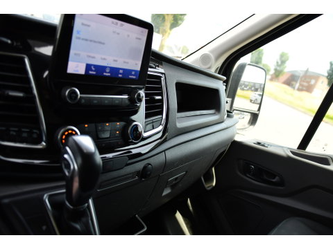Ford Transit 350 2.0 TDCI L3H2 Limited Black Edition Camera, Cruise, Carplay, 185pk, Xenon, Automaat, Trekhaak, Multimedia, Sensoren, Uniek!