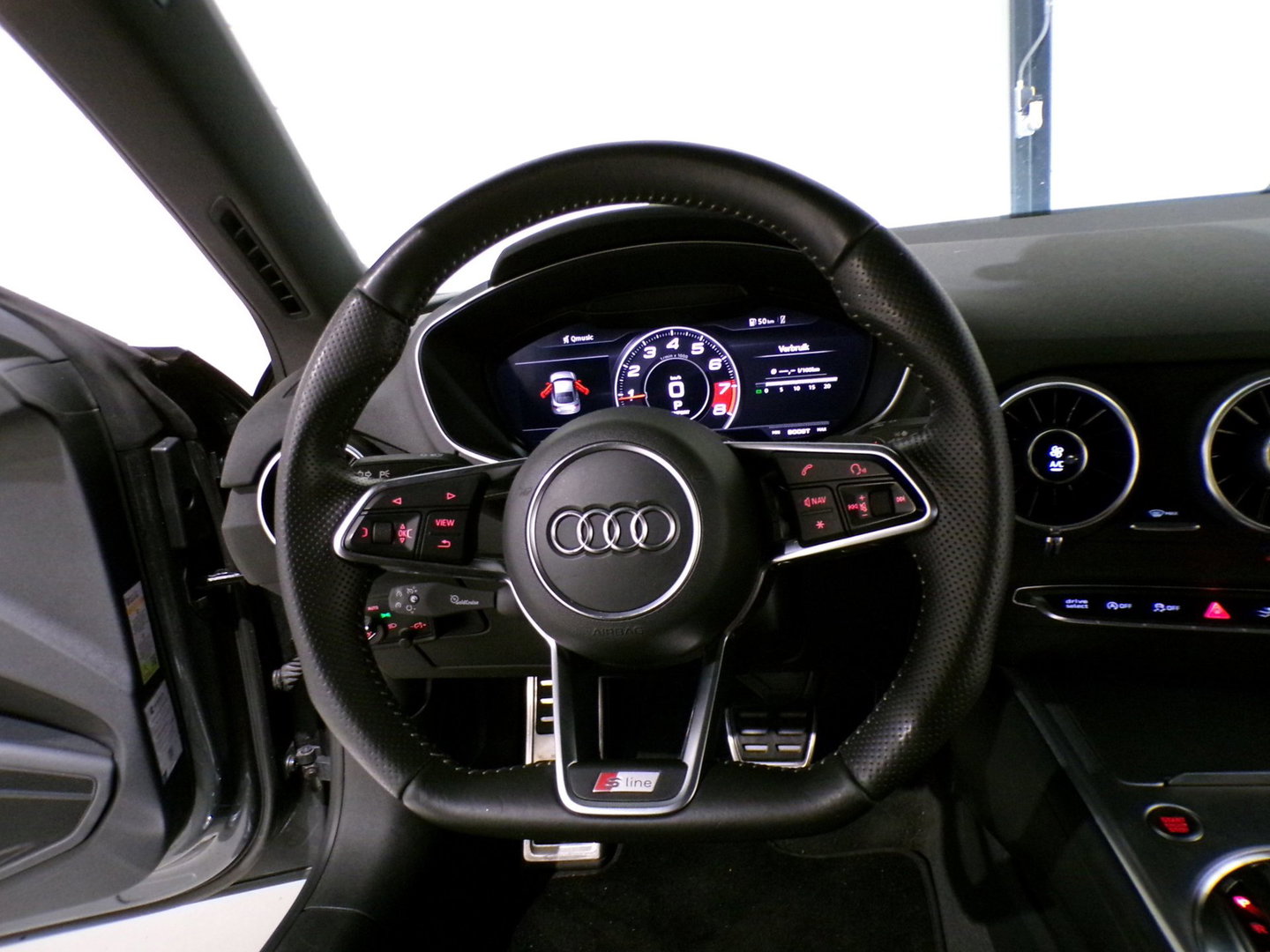 Audi TT 1.8 TFSI S-Line "Automaat" 2x S line Apple-Carplay Stoelverwarming Xenon-LED Keyless Parkeersensoren 1-jaar garantie