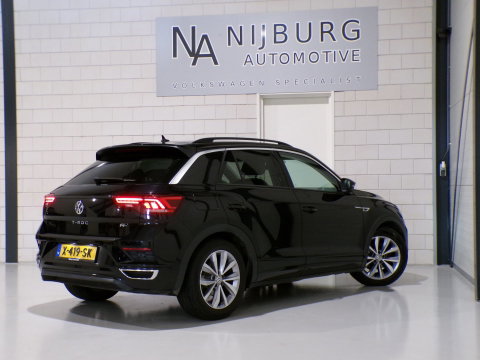Volkswagen T-Roc 1.0 TSI R-Line Sport Apple-Carplay Full-LED Stoelverwarming Leer Parkeersensoren Adaptive-cruise Android-Auto