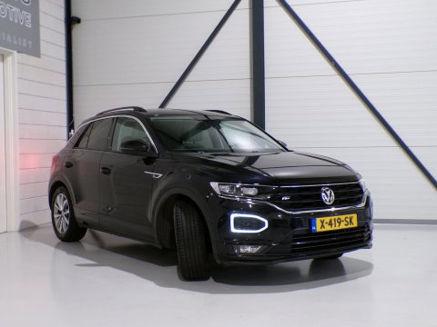 Volkswagen T-Roc 1.0 TSI R-Line Sport Apple-Carplay Full-LED Stoelverwarming Leer Parkeersensoren Adaptive-cruise Android-Auto