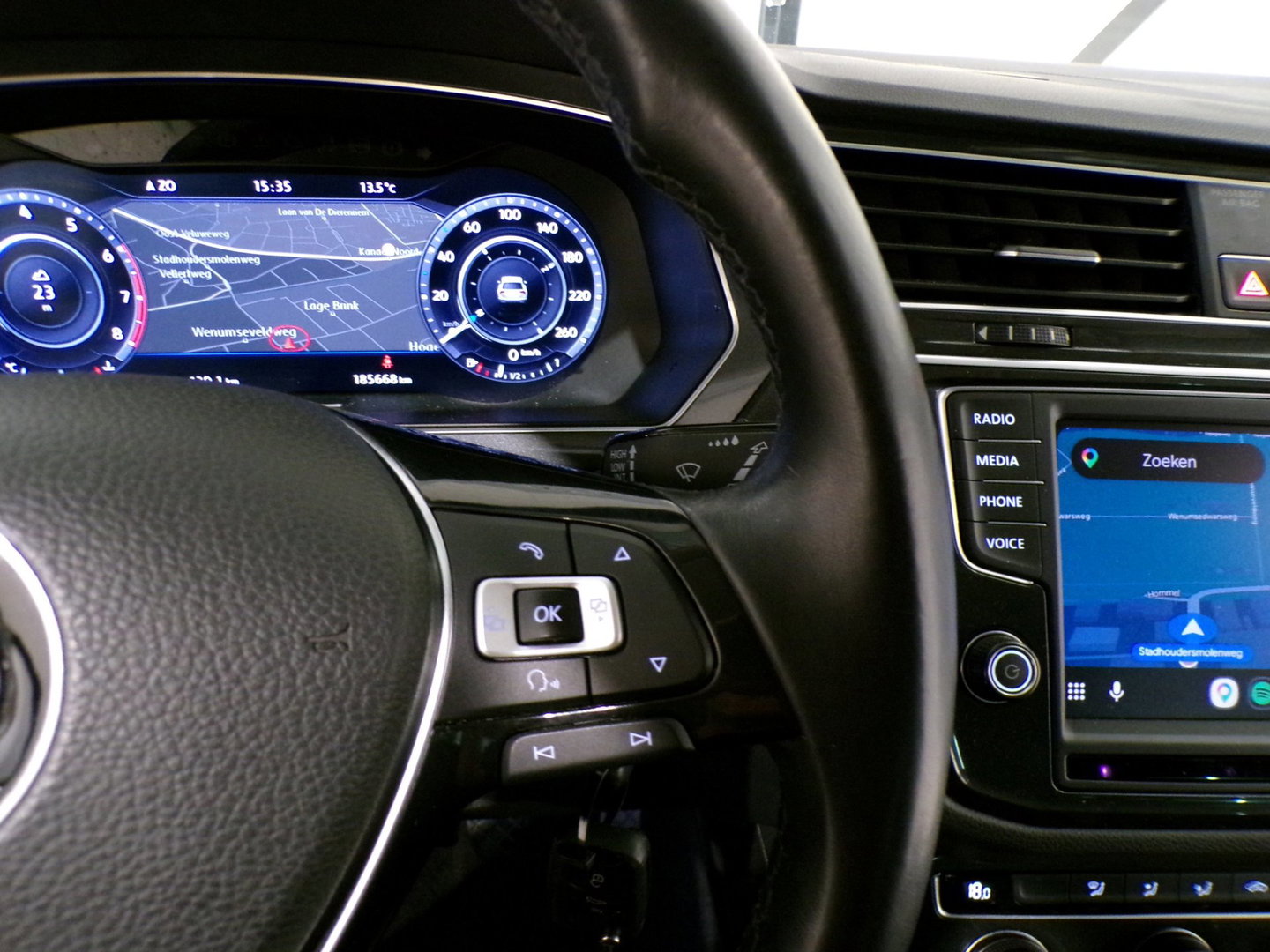Volkswagen Tiguan 1.4 TSI ACT 150PK R-Line Connected Series Trekhaak Apple-Carplay Virtual-cockpit Adaptive-cruise Navigatie