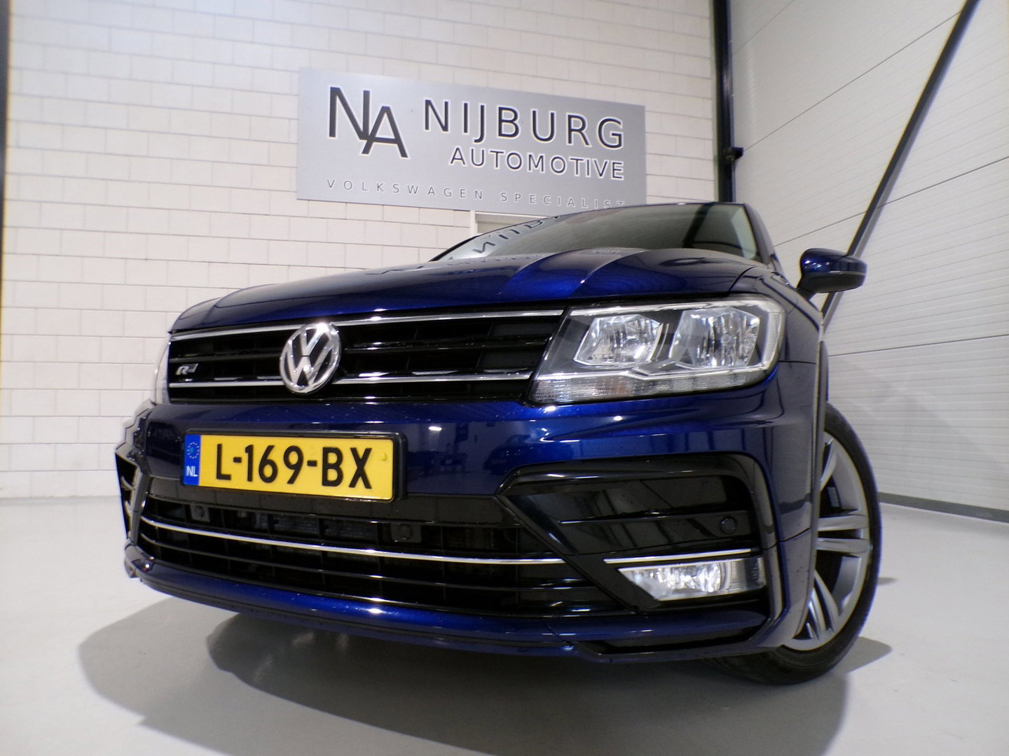 Volkswagen Tiguan 1.4 TSI ACT 150PK R-Line Connected Series Trekhaak Apple-Carplay Virtual-cockpit Adaptive-cruise Navigatie