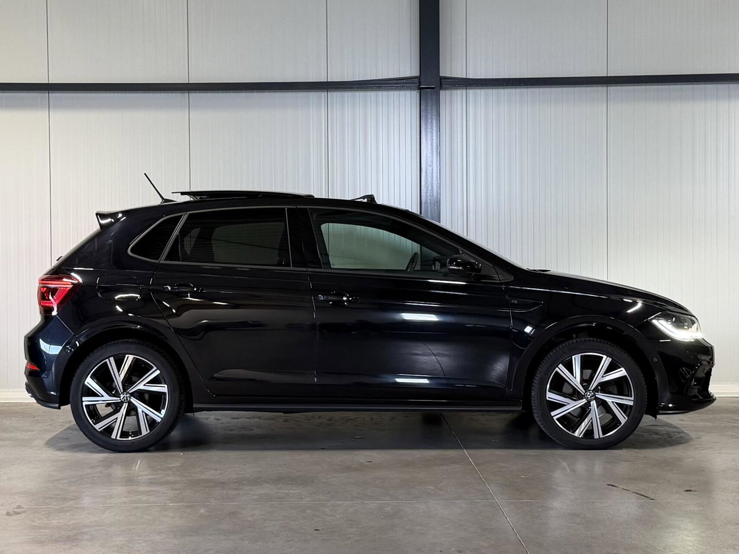 Volkswagen Polo 1.0 TSI 110PK R-Line Pano Virtual IQ Light