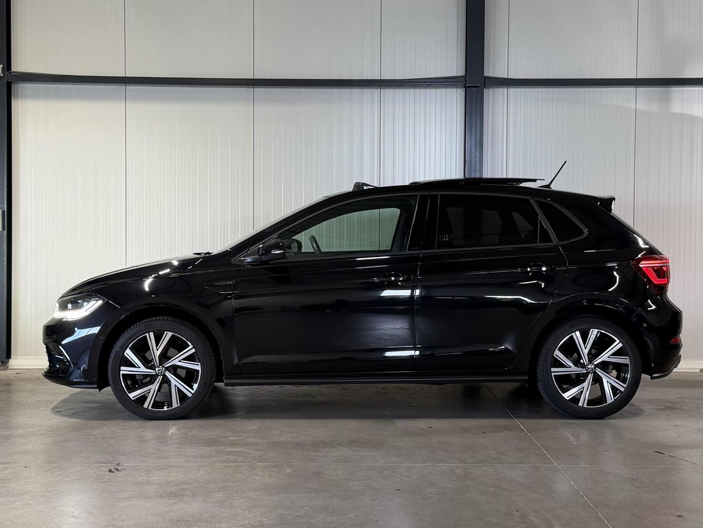 Volkswagen Polo 1.0 TSI 110PK R-Line Pano Virtual IQ Light