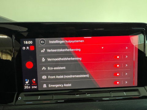 Volkswagen Golf 2.0 TSI GTI Pano|Leer|Stoelventilatie|Camera|IQ|Camera