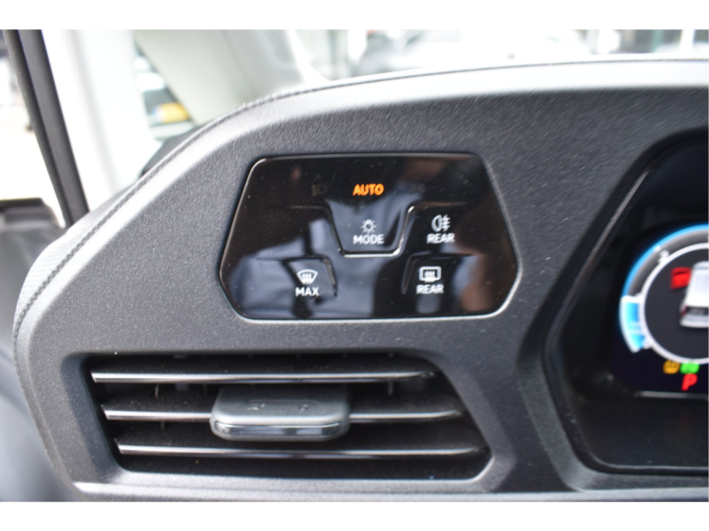 Volkswagen Caddy Cargo Maxi 2.0 TDI Comfort, ORGINEEL NEDERLANDSE AUTO , BOEKJES,NAP EN ONDERHOUDSHISTORIE