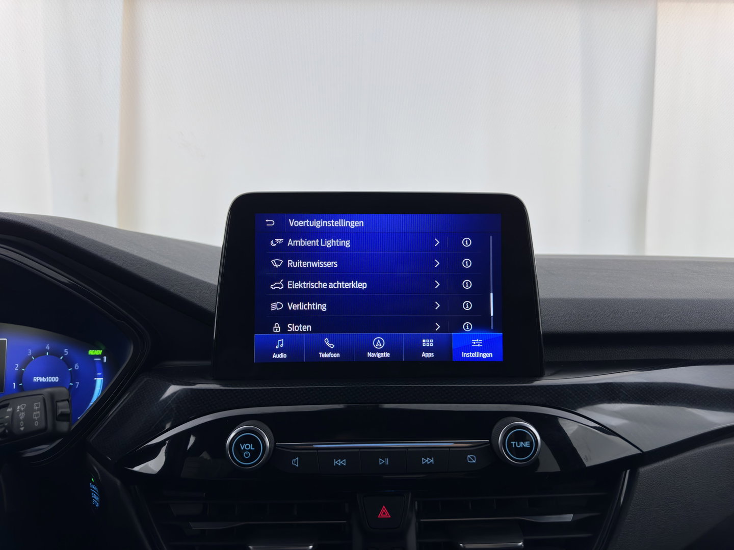 Ford Kuga 2.5 PHEV ST-Line X (Plug-in) {SoH-89%} (INCL.BTW) Aut. *DIGI-COCKPIT |FULL-LED | KEYLESS | DAB | CARPLAY | NAVI-FULLMAP | HEATED-SPORTSEATS | PRIVACY-GLASS | 18"ALU*