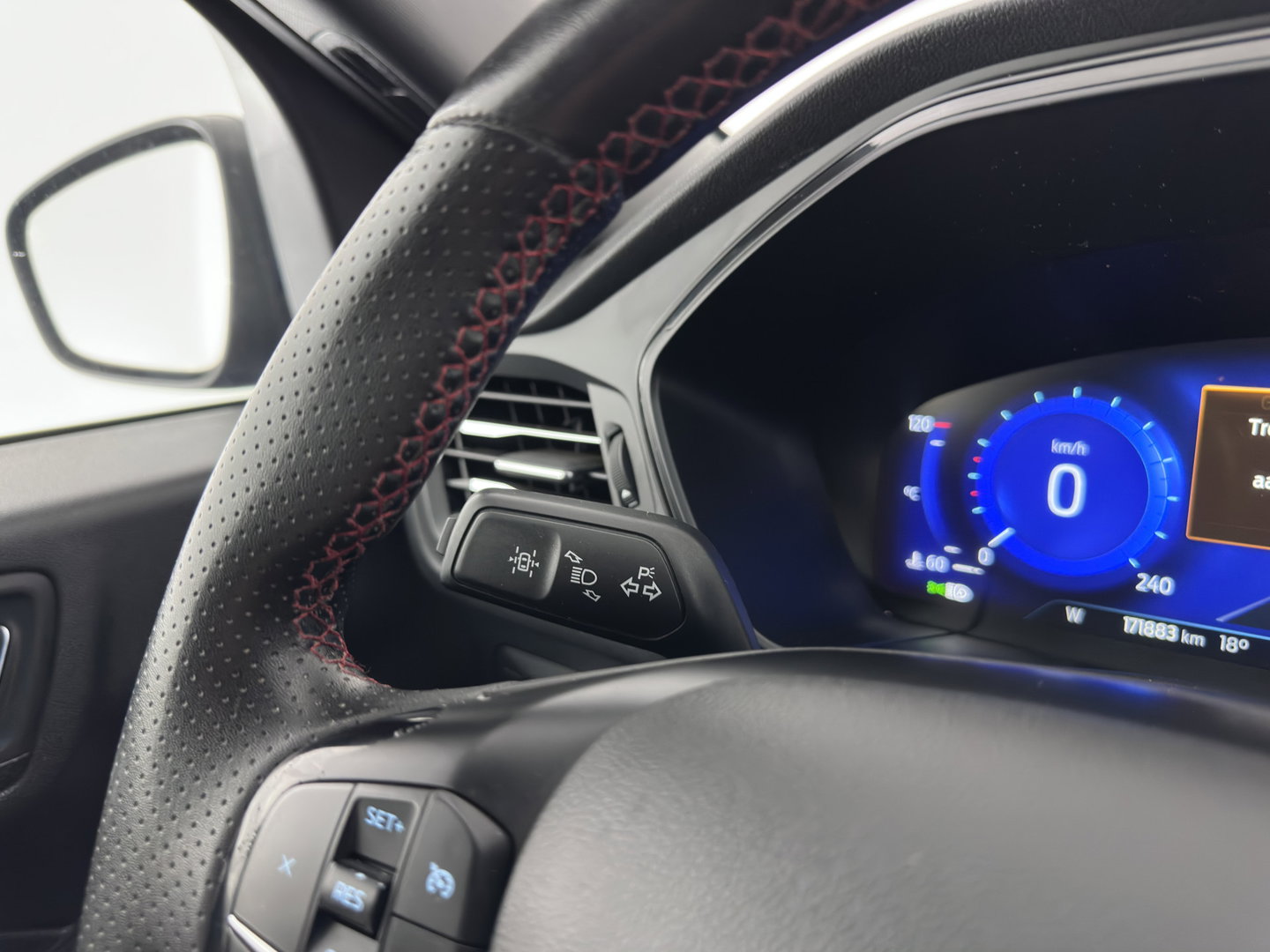 Ford Kuga 2.5 PHEV ST-Line X (Plug-in) {SoH-89%} (INCL.BTW) Aut. *DIGI-COCKPIT |FULL-LED | KEYLESS | DAB | CARPLAY | NAVI-FULLMAP | HEATED-SPORTSEATS | PRIVACY-GLASS | 18"ALU*
