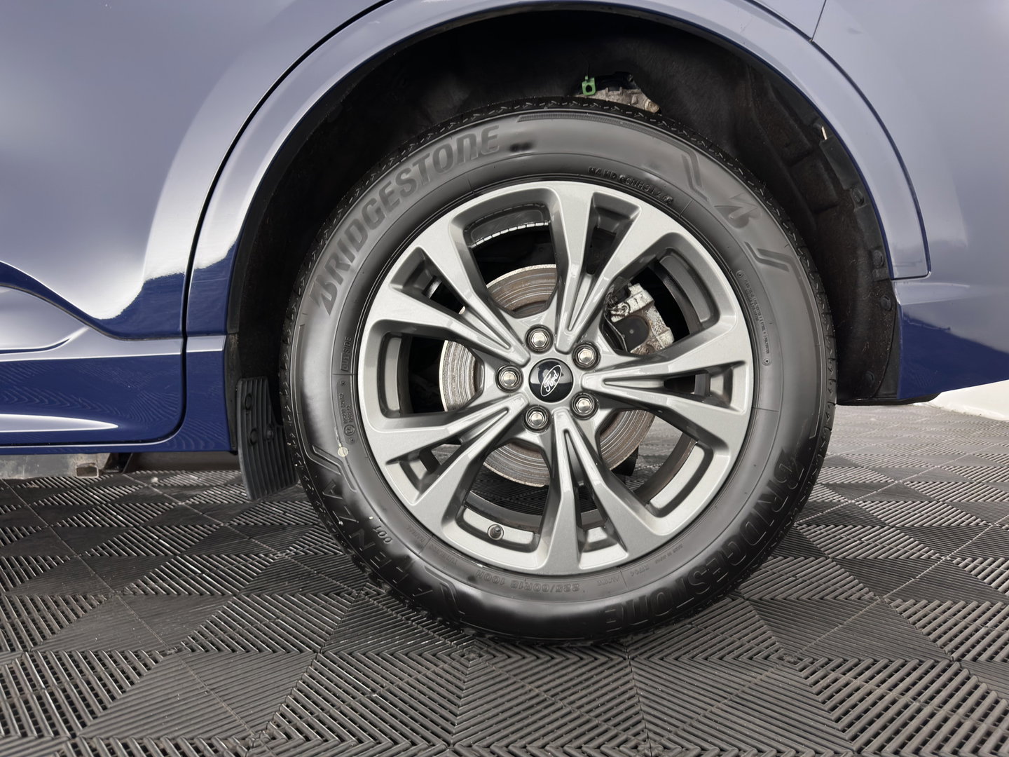 Ford Kuga 2.5 PHEV ST-Line X (Plug-in) {SoH-89%} (INCL.BTW) Aut. *DIGI-COCKPIT |FULL-LED | KEYLESS | DAB | CARPLAY | NAVI-FULLMAP | HEATED-SPORTSEATS | PRIVACY-GLASS | 18"ALU*