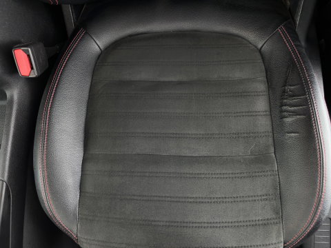 Ford Kuga 2.5 PHEV ST-Line X (Plug-in) {SoH-89%} (INCL.BTW) Aut. *DIGI-COCKPIT |FULL-LED | KEYLESS | DAB | CARPLAY | NAVI-FULLMAP | HEATED-SPORTSEATS | PRIVACY-GLASS | 18"ALU*