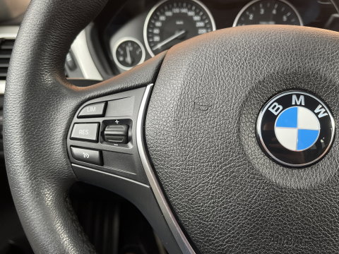 BMW 3 Serie Touring 318i Corporate Lease Executive | Keyless Go/Entry | Led Verlichting | Cruise Control | Airconditioning |