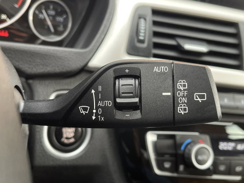 BMW 3 Serie Touring 318i Corporate Lease Executive | Keyless Go/Entry | Led Verlichting | Cruise Control | Airconditioning |