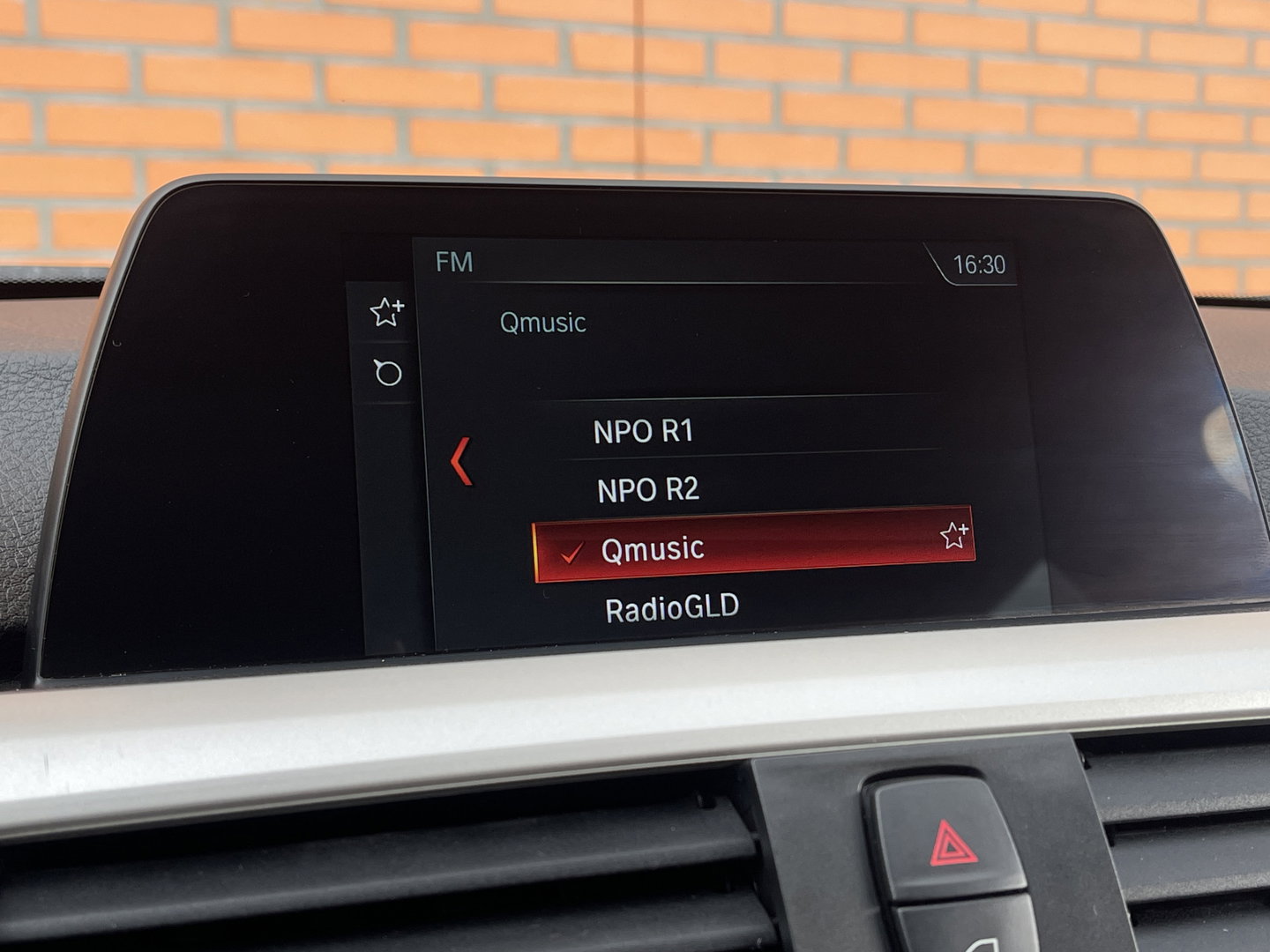 BMW 3 Serie Touring 318i Corporate Lease Executive | Keyless Go/Entry | Led Verlichting | Cruise Control | Airconditioning |