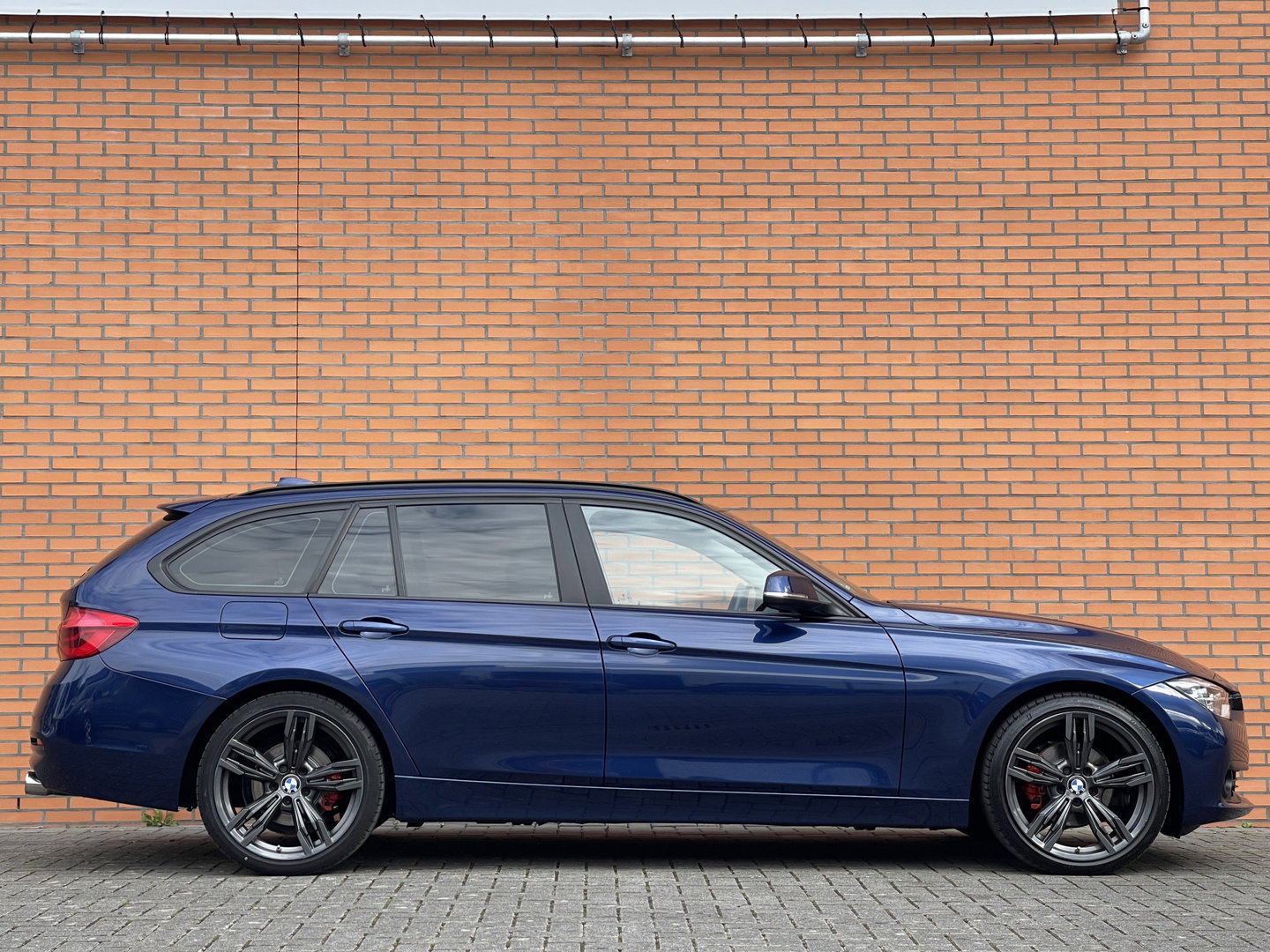 BMW 3 Serie Touring 318i Corporate Lease Executive | Keyless Go/Entry | Led Verlichting | Cruise Control | Airconditioning |
