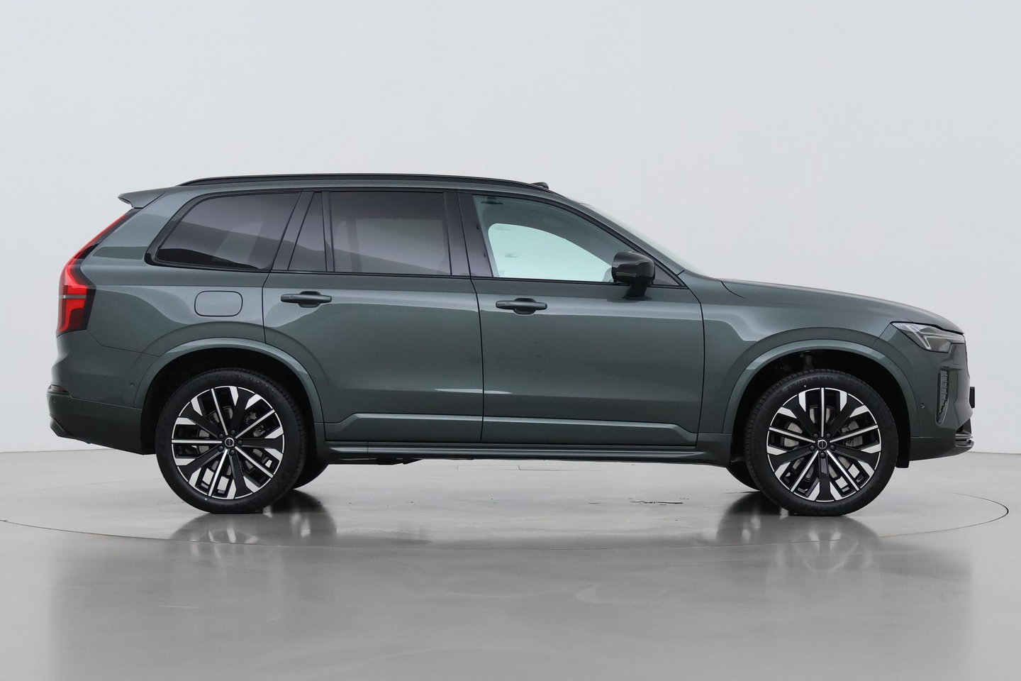 Volvo XC90 T8 Ultra Dark | MY27 | Harman/Kardon | Trekhaak | Panoramadak | 360° Camera | Head-Up | Pilot Assist | ACC
