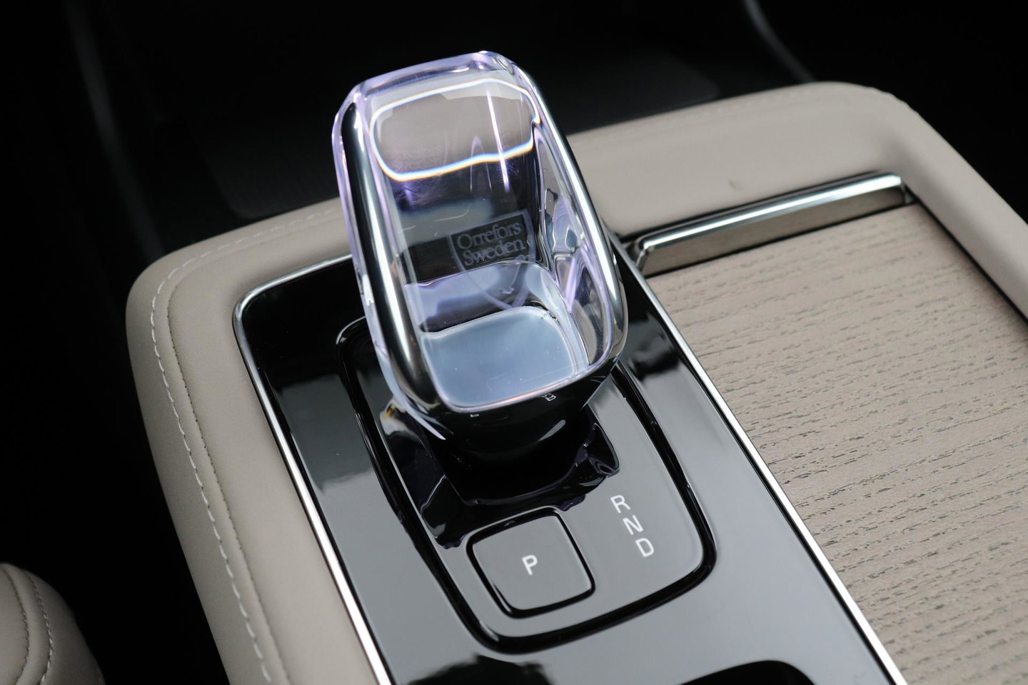 Volvo XC90 T8 Ultra Dark | MY27 | Harman/Kardon | Trekhaak | Panoramadak | 360° Camera | Head-Up | Pilot Assist | ACC