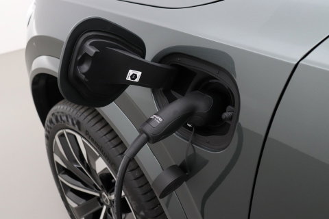 Volvo XC90 T8 Ultra Dark | MY27 | Harman/Kardon | Trekhaak | Panoramadak | 360° Camera | Head-Up | Pilot Assist | ACC