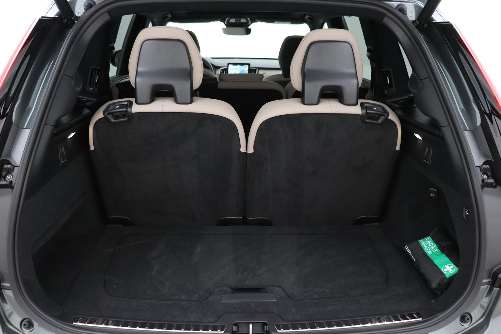 Volvo XC90 T8 Ultra Dark | MY27 | Harman/Kardon | Trekhaak | Panoramadak | 360° Camera | Head-Up | Pilot Assist | ACC