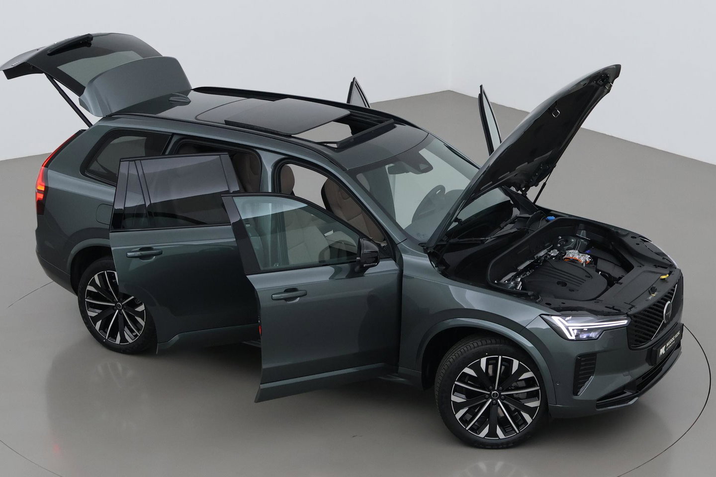 Volvo XC90 T8 Ultra Dark | MY27 | Harman/Kardon | Trekhaak | Panoramadak | 360° Camera | Head-Up | Pilot Assist | ACC