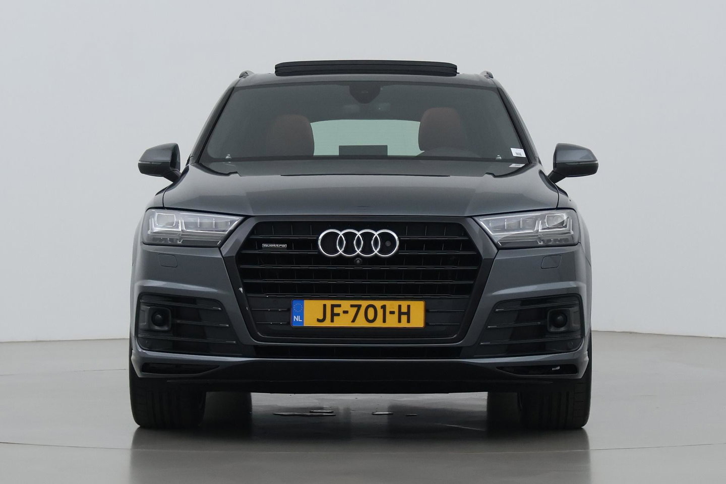 Audi Q7 3.0 TFSI quattro Pro Line + 7p | Luchtvering | Trekhaak | Panoramadak | 360° Camera | B&O Advanced | Head-Up | Nachtzicht | 7-persoons | Soft Close