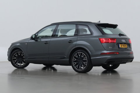 Audi Q7 3.0 TFSI quattro Pro Line + 7p | Luchtvering | Trekhaak | Panoramadak | 360° Camera | B&O Advanced | Head-Up | Nachtzicht | 7-persoons | Soft Close
