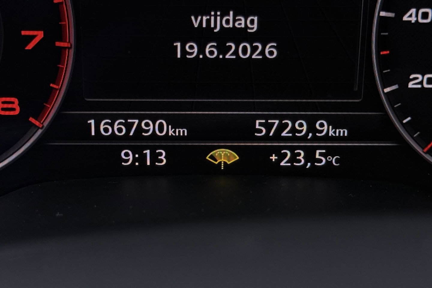 Audi Q7 3.0 TFSI quattro Pro Line + 7p | Luchtvering | Trekhaak | Panoramadak | 360° Camera | B&O Advanced | Head-Up | Nachtzicht | 7-persoons | Soft Close