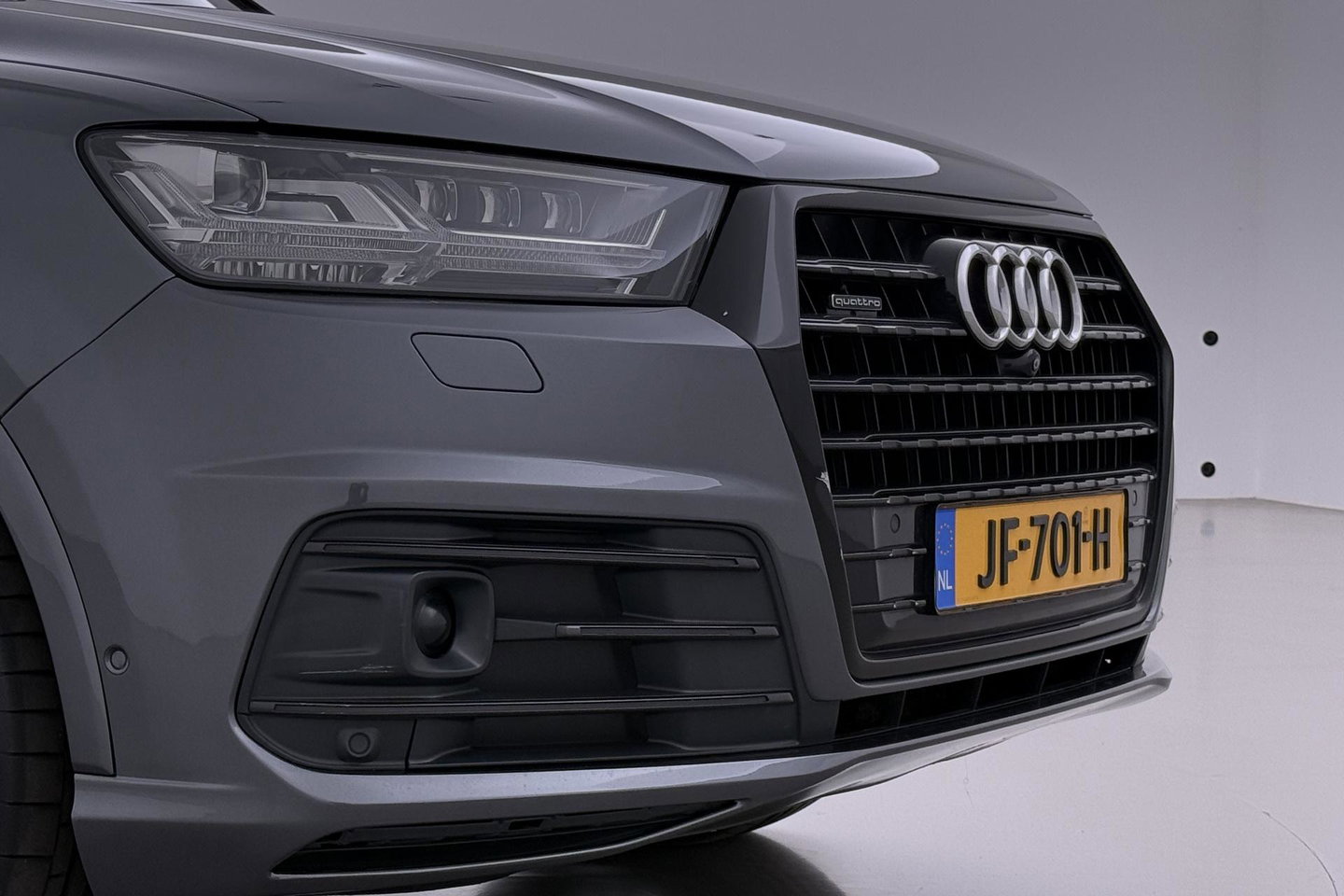 Audi Q7 3.0 TFSI quattro Pro Line + 7p | Luchtvering | Trekhaak | Panoramadak | 360° Camera | B&O Advanced | Head-Up | Nachtzicht | 7-persoons | Soft Close