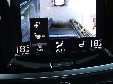 Volvo V60 T8 Recharge AWD R-Design Pano | HarmanKardon | Ak. Glas | Trekhaak | Head Up