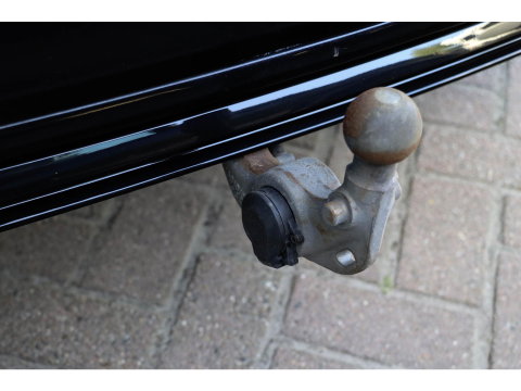 Volvo V60 T8 Recharge AWD R-Design Pano | HarmanKardon | Ak. Glas | Trekhaak | Head Up