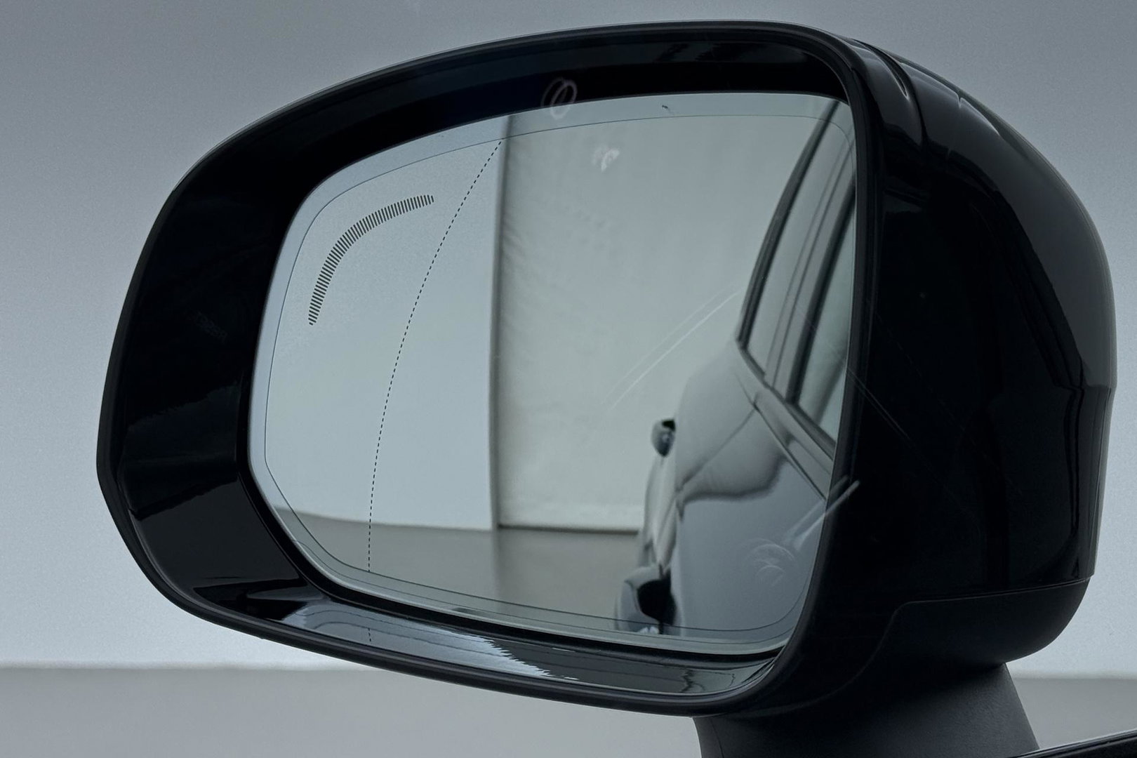 Volvo XC90 T8 Ultra Dark | MY27 | Harman/Kardon | Trekhaak | Panoramadak | 360° Camera | Head-Up | Pilot Assist | ACC
