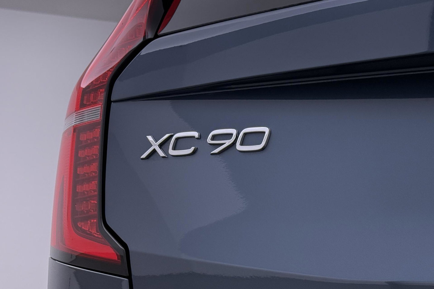 Volvo XC90 T8 Ultra Dark | MY27 | Harman/Kardon | Trekhaak | Panoramadak | 360° Camera | Head-Up | Pilot Assist | ACC