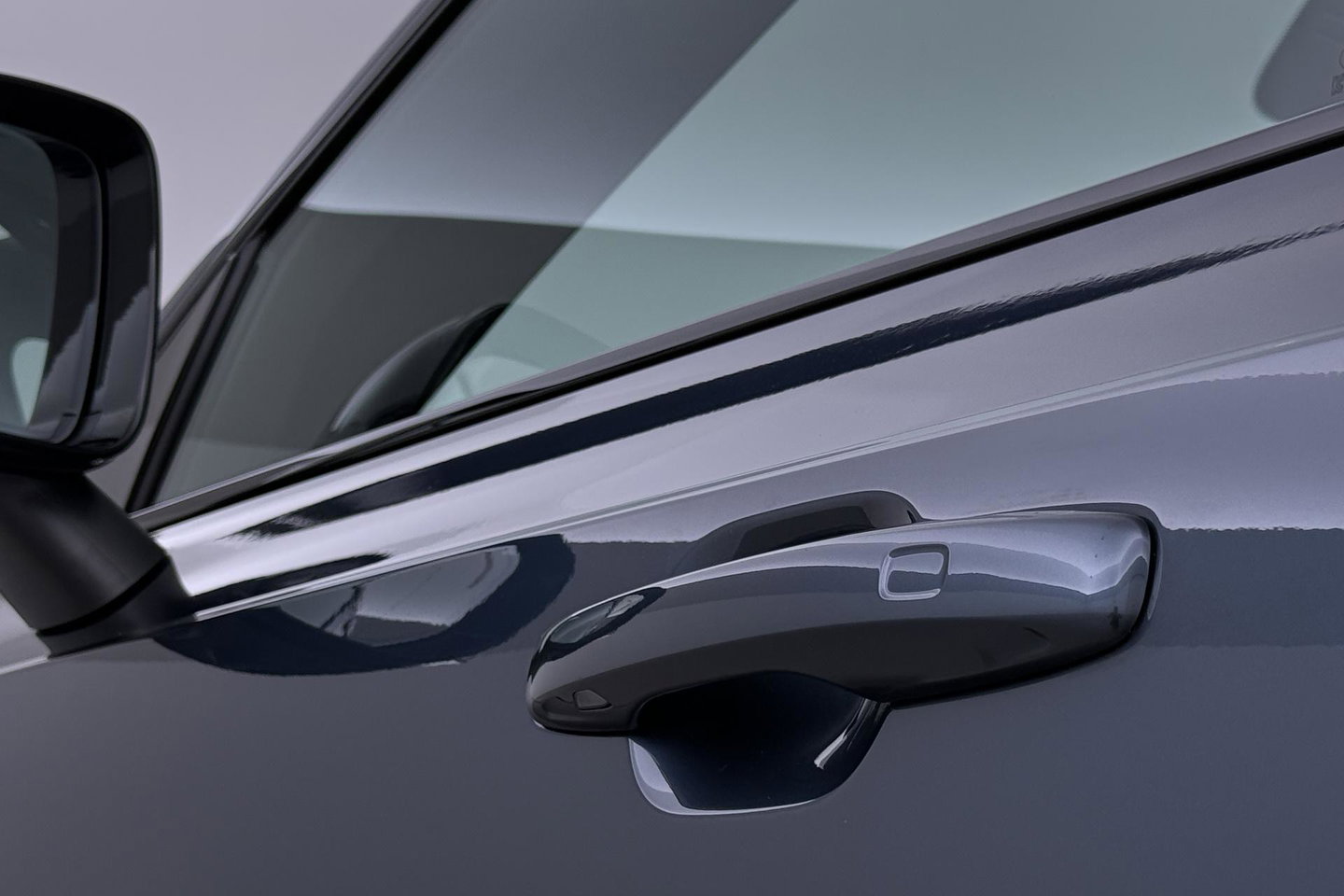 Volvo XC90 T8 Ultra Dark | MY27 | Harman/Kardon | Trekhaak | Panoramadak | 360° Camera | Head-Up | Pilot Assist | ACC