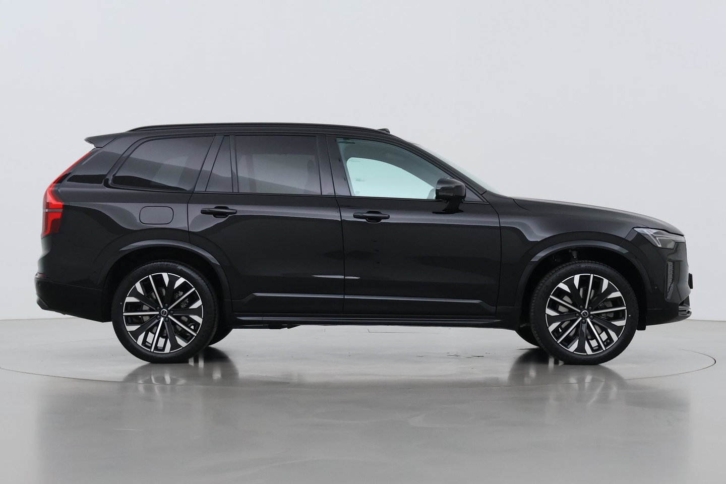 Volvo XC90 T8 Ultra Dark | MY27 | Harman/Kardon | Trekhaak | Panoramadak | 360° Camera | Head-Up | Pilot Assist | ACC