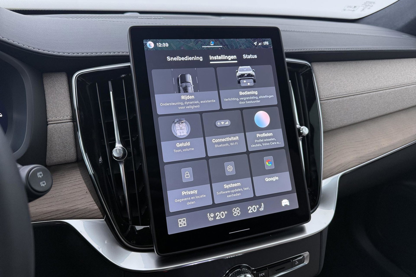 Volvo XC90 T8 Ultra Dark | MY27 | Harman/Kardon | Trekhaak | Panoramadak | 360° Camera | Head-Up | Pilot Assist | ACC