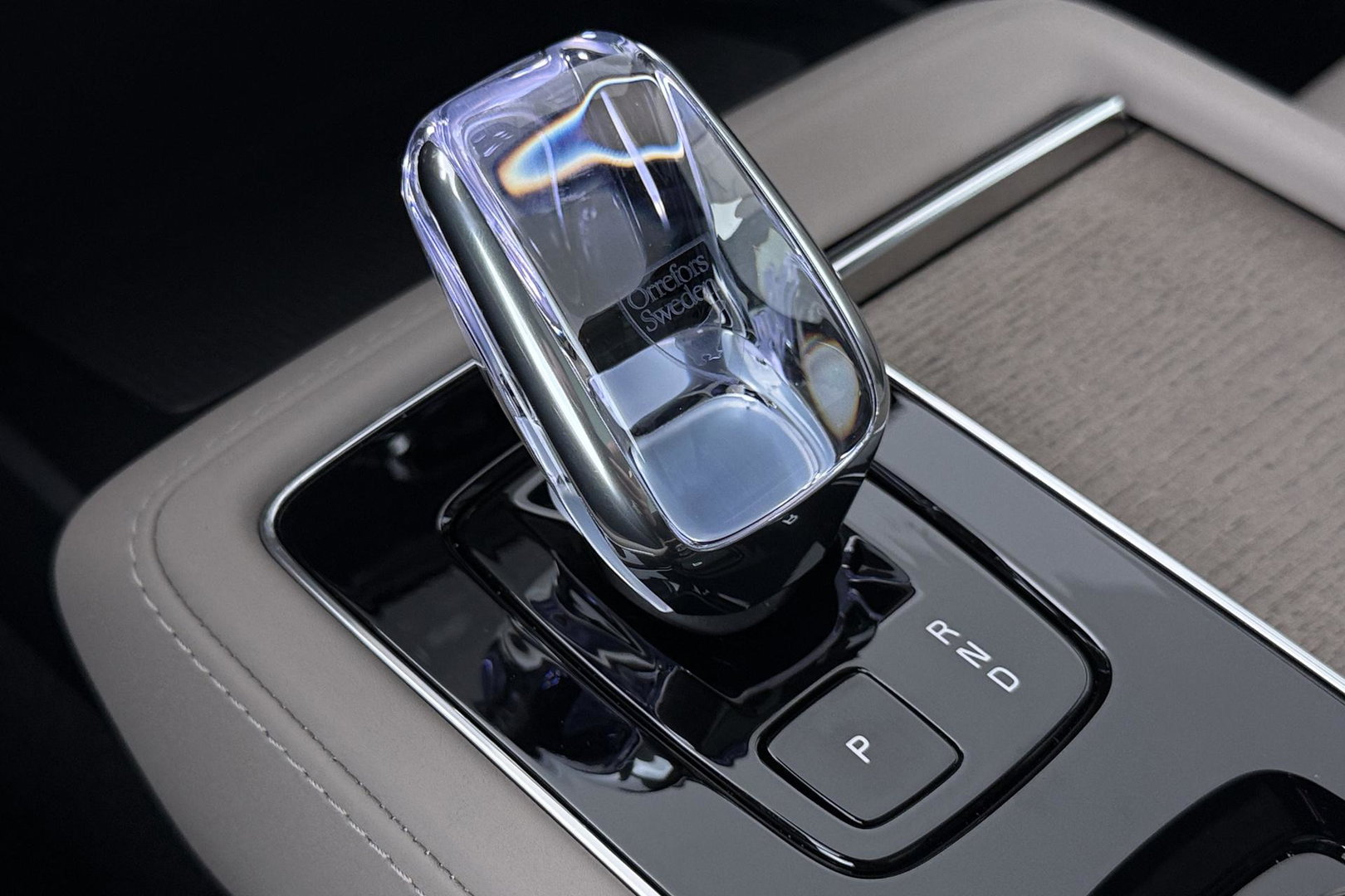Volvo XC90 T8 Ultra Dark | MY27 | Harman/Kardon | Trekhaak | Panoramadak | 360° Camera | Head-Up | Pilot Assist | ACC
