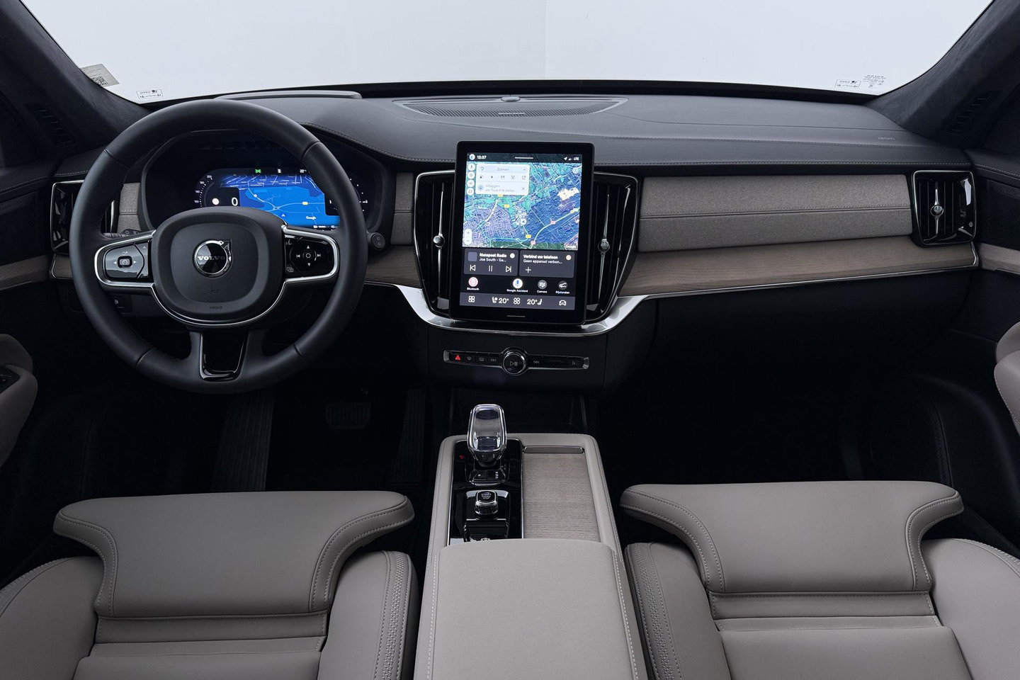 Volvo XC90 T8 Ultra Dark | MY27 | Harman/Kardon | Trekhaak | Panoramadak | 360° Camera | Head-Up | Pilot Assist | ACC