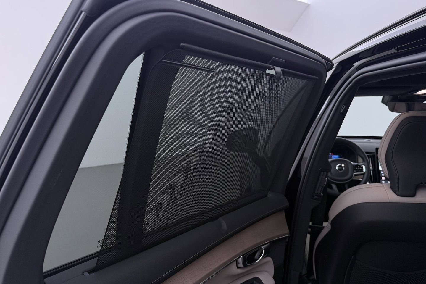 Volvo XC90 T8 Ultra Dark | MY27 | Harman/Kardon | Trekhaak | Panoramadak | 360° Camera | Head-Up | Pilot Assist | ACC