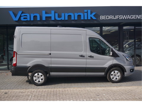 Ford Transit 350M L2H2 Limited AUT-8 165PK BPM VRIJ Navi, 360 Cam, ACC, Xenon, Lm Velg, Trekhaak!! NR. A116