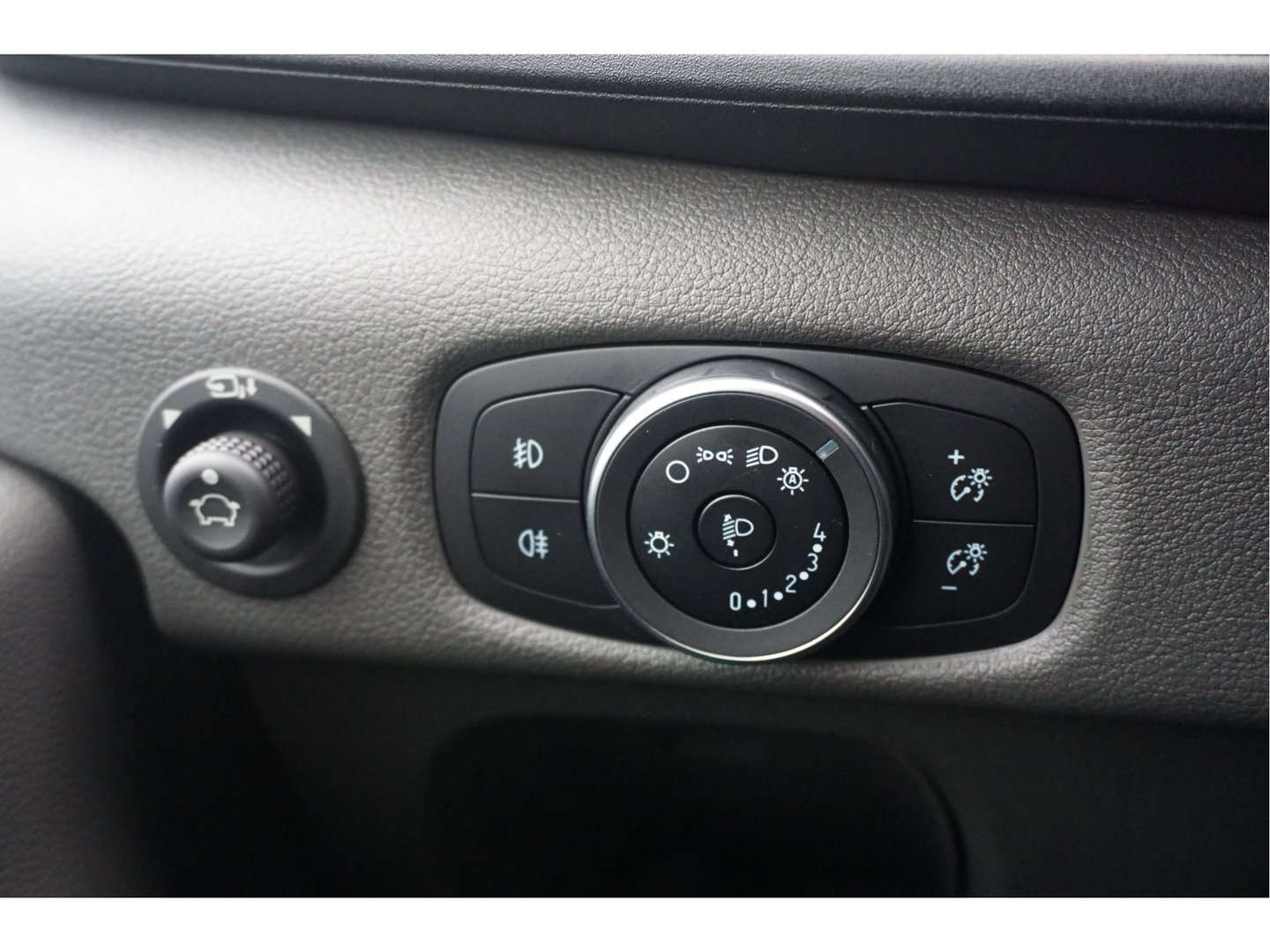 Ford Transit 350L L3H2 Trend AUT8 130PK BPM VRIJ!! 12" Sync4 Apple CP/Cam, Laadruimte Pack! NR. 613