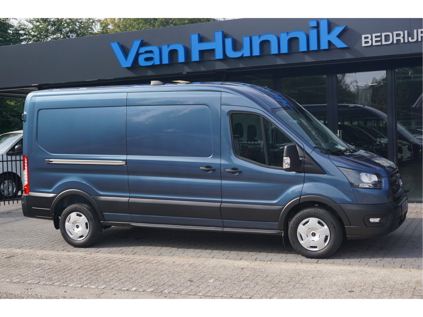 Ford Transit 350L L3H2 Trend AUT8 130PK BPM VRIJ!! 12" Sync4 Apple CP/Cam, Laadruimte Pack! NR. 613